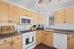 303 Garden Terrace, Somers Point, NJ 08244 - Photo 9