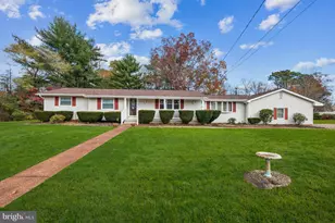 40 E Park Ave, Williamstown, NJ 08094 - Photo 1