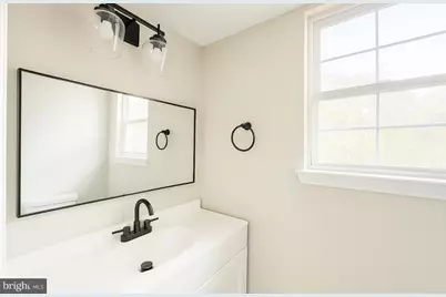 687 Fairview Avenue, Hammonton, NJ 08037 - Photo 5