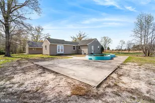 333 Betsey Scull Rd, Egg Harbor Township, NJ 08234 - Photo 5