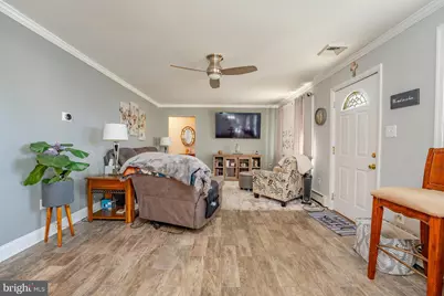 33 W Meyran Avenue, Somers Point, NJ 08244 - Photo 11