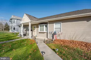 33 W Meyran Ave, Somers Point, NJ 08244 - Photo 33