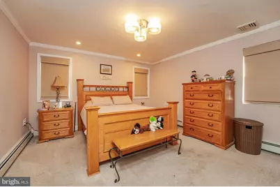 33 W Meyran Avenue, Somers Point, NJ 08244 - Photo 15