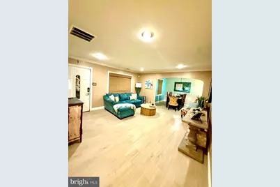 108 N Suffolk Avenue, Ventnor City, NJ 08406 - Photo 5