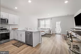 214 Hermosa Dr, Egg Harbor Township, NJ 08234 - Photo 7