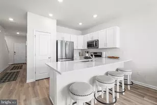 214 Hermosa Dr, Egg Harbor Township, NJ 08234 - Photo 15