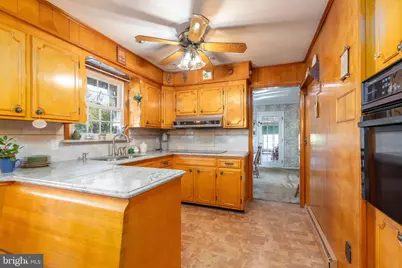 19 Middle Road, Hammonton, NJ 08037 - Photo 9