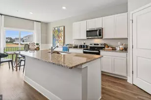 141 Malibu Dr, Egg Harbor Township, NJ 08234 - Photo 17