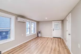 211 N Sacramento Ave, Ventnor City, NJ 08406 - Photo 5