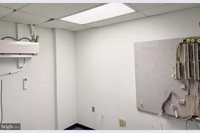 17 S New York Avenue, Atlantic City, NJ 08401 - Photo 23