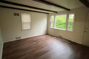 899 N 3rd St, Hammonton, NJ 08037 - Photo 3