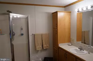 121 Chalet Ln, Vineland, NJ 08360 - Photo 9