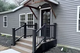 1352 White Oak Cir, Egg Harbor City, NJ 08215 - Photo 3