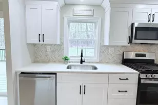 1352 White Oak Cir, Egg Harbor City, NJ 08215 - Photo 11