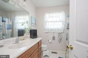 100 Cromwell Ct, Egg Harbor Township, NJ 08234 - Photo 17