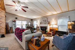 16 Holly Ct, Mays Landing, NJ 08330 - Photo 3