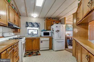 16 Holly Ct, Mays Landing, NJ 08330 - Photo 7