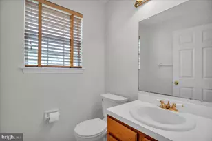 2711 Falcon Ct, Hamilton Twp, NJ 08330 - Photo 11