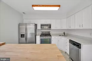 2711 Falcon Ct, Hamilton Twp, NJ 08330 - Photo 11