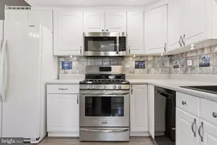 104 N Derby Ave, Ventnor City, NJ 08406 - Photo 9