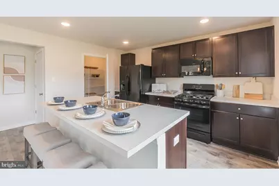 144 Malibu Drive, Egg Harbor Township, NJ 08234 - Photo 9