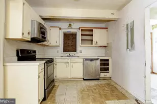 271 5th Ave, Egg Harbor City, NJ 08215 - Photo 13