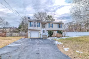 604 E Pennsylvania Ave, Absecon, NJ 08205 - Photo 1