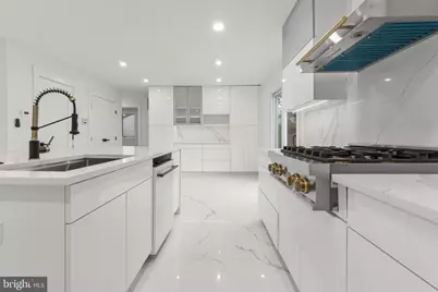 811 N Burghley Avenue, Ventnor City, NJ 08406 - Photo 13