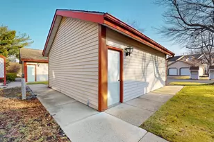 668 Lakefront Circle, Galloway, NJ 08205 - Photo 3