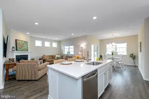156 Laquinta Dr, Egg Harbor Township, NJ 08234 - Photo 7