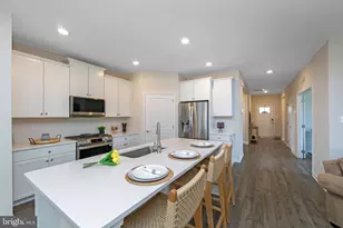 156 Laquinta Dr, Egg Harbor Township, NJ 08234 - Photo 3