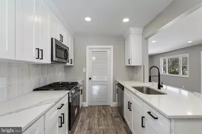 105 Cloverdale Lane, Williamstown, NJ 08094 - Photo 9