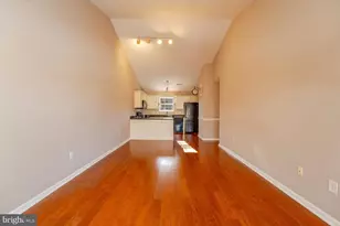 558 London Ct, Egg Harbor Township, NJ 08234 - Photo 3