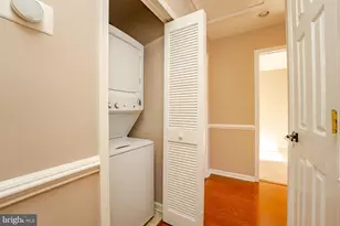 558 London Ct, Egg Harbor Township, NJ 08234 - Photo 9