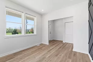 401 Old Forks Rd, Hammonton, NJ 08037 - Photo 9