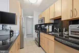 6101 Monmouth Ave, Ventnor City, NJ 08406 - Photo 17