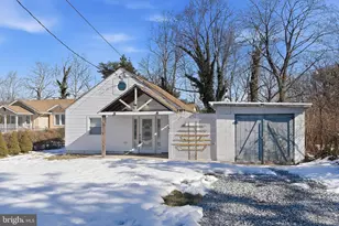 743 W Pine St, Egg Harbor City, NJ 08215 - Photo 3