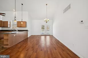 211 S Washington St, Hammonton, NJ 08037 - Photo 7