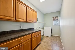 211 S Washington St, Hammonton, NJ 08037 - Photo 21