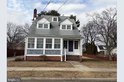 327 E Pleasant Street, Hammonton, NJ 08037 - Photo 1