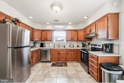 535 Liverpool Avenue, Egg Harbor City, NJ 08215 - Photo 17