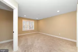 144 Broadway, Hammonton, NJ 08037 - Photo 19