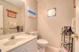 632 E Chancery Ln, Absecon, NJ 08205 - Photo 9