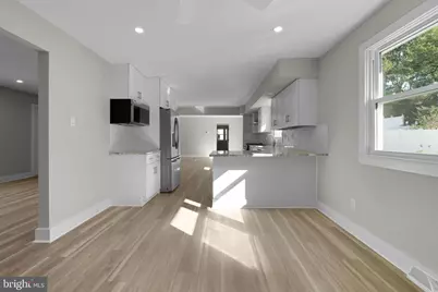 116 W Ocean Avenue, Somers Point, NJ 08244 - Photo 5