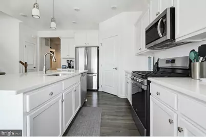 106 Laquinta Drive, Egg Harbor Township, NJ 08234 - Photo 9