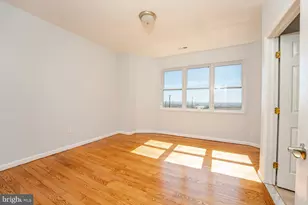 222 S Rhode Ave, Atlantic City, NJ 08401 - Photo 7