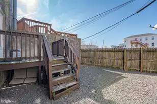323 Atlantic Ave, Atlantic City, NJ 08401 - Photo 31