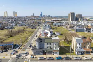 323 Atlantic Ave, Atlantic City, NJ 08401 - Photo 3