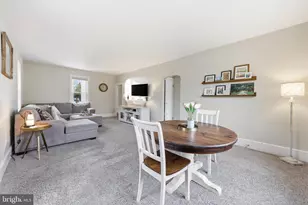 212 Grape St, Hammonton, NJ 08037 - Photo 9