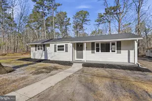 2011 Deer Track Ln, Hammonton, NJ 08037 - Photo 1